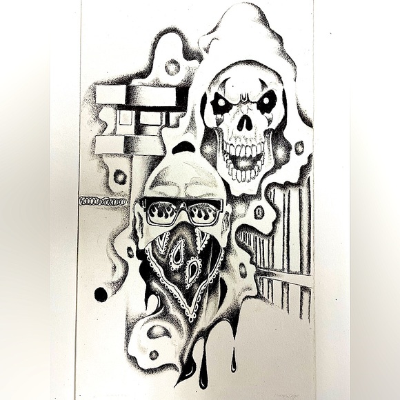 Beyond the wire - Picture 1 of 2